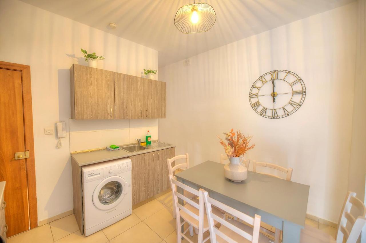 2Bedroom With Large Terrace In Paceville Jpor1-1 Saint Julian's Luaran gambar